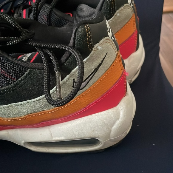 Size 8.5 - Nike Air Max 95 Essential Ocean Cube AT9865-002 Very Good Condition - Picture 2 of 7